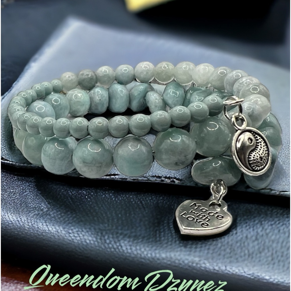 Jade Green memory wire bracelet